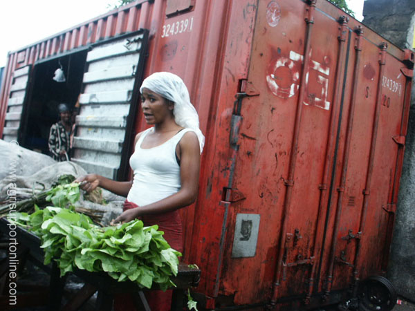 2003_kinshasa_market_congo_2