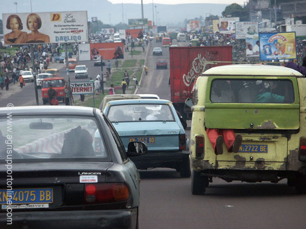 2003_kinshasa_traffic_congo